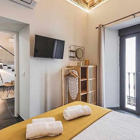 Apartamentos Caceres Central Suites المظهر الخارجي الصورة