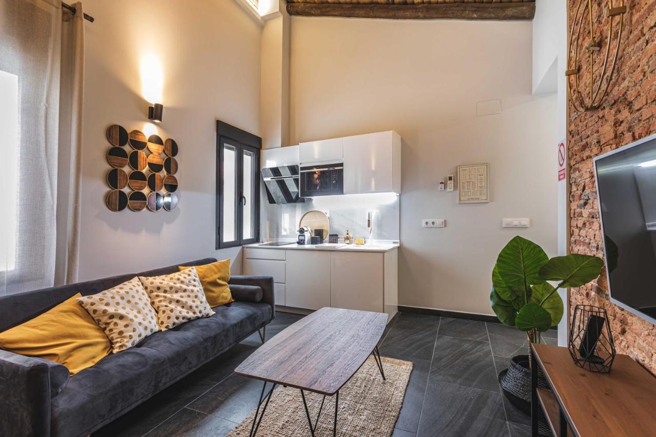 Apartamentos Caceres Central Suites المظهر الخارجي الصورة