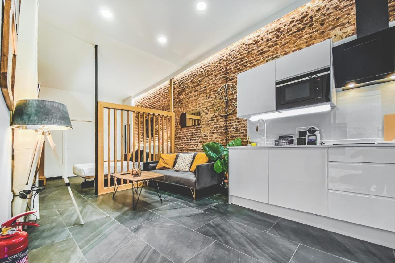Apartamentos Caceres Central Suites المظهر الخارجي الصورة