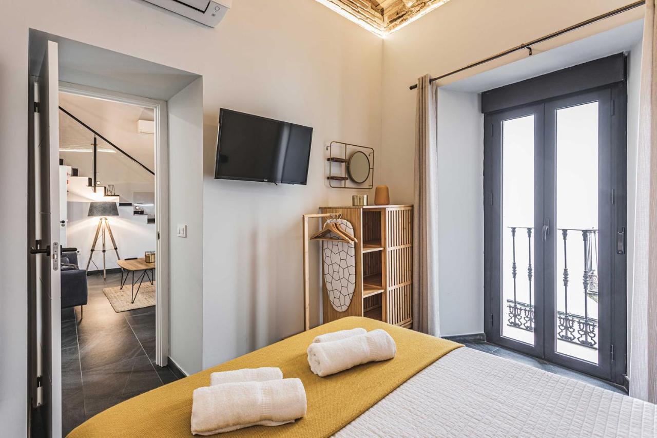 Apartamentos Caceres Central Suites المظهر الخارجي الصورة